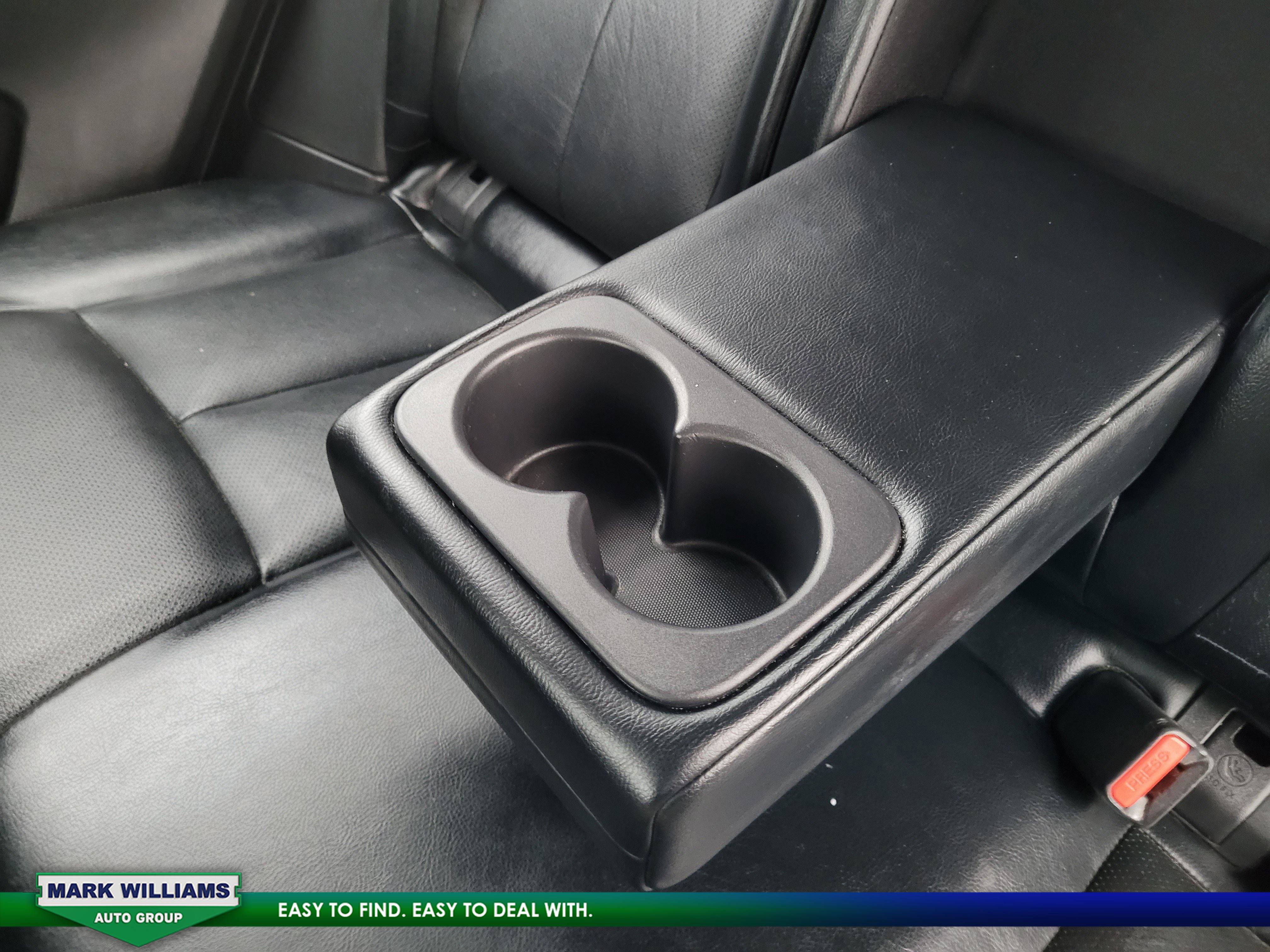 Used 2022 Nissan Rogue Sport SL w/ Premium Package image 16