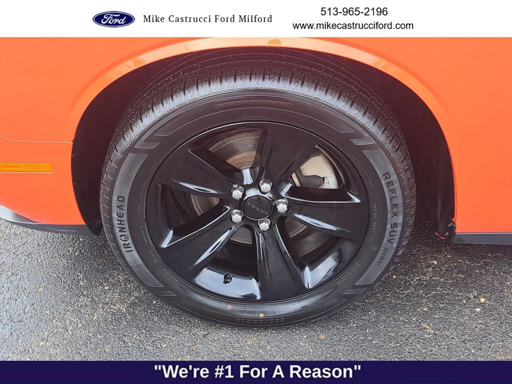 Used 2021 Dodge Challenger SXT w/ Driver Convenience Group image 9