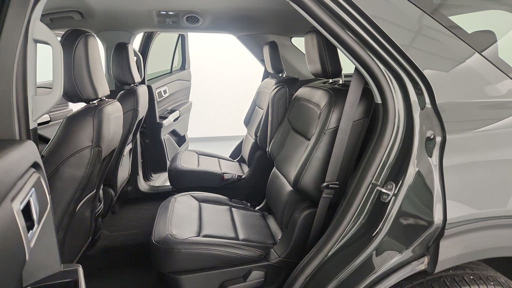 Certified 2023 Ford Explorer XLT w/ Equipment Group 202A image 30