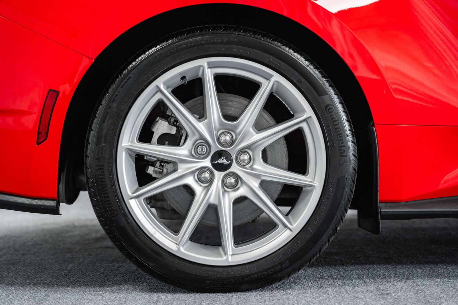 Certified 2025 Ford Mustang GT Premium RWD image 27