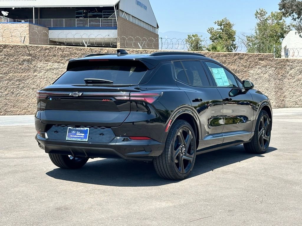 Used 2024 Chevrolet Equinox EV RS image 4