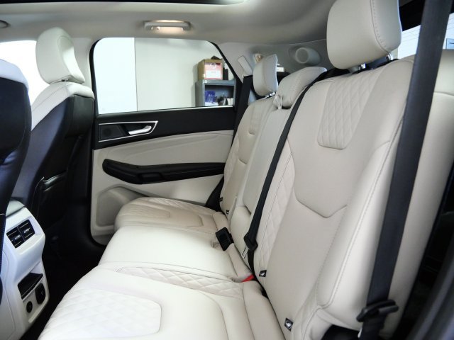 Certified 2024 Ford Edge Titanium AWD/4WD image 15