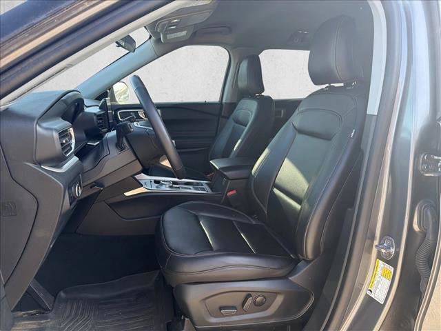 Certified 2024 Ford Explorer XLT w/ Equipment Group 202A RWD image 10