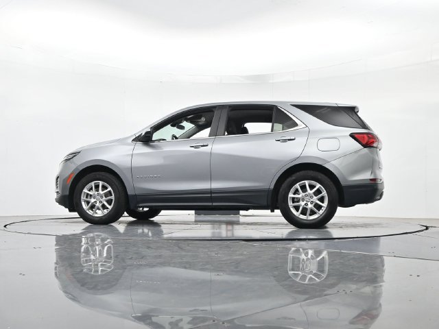 Used 2024 Chevrolet Equinox LT FWD image 39