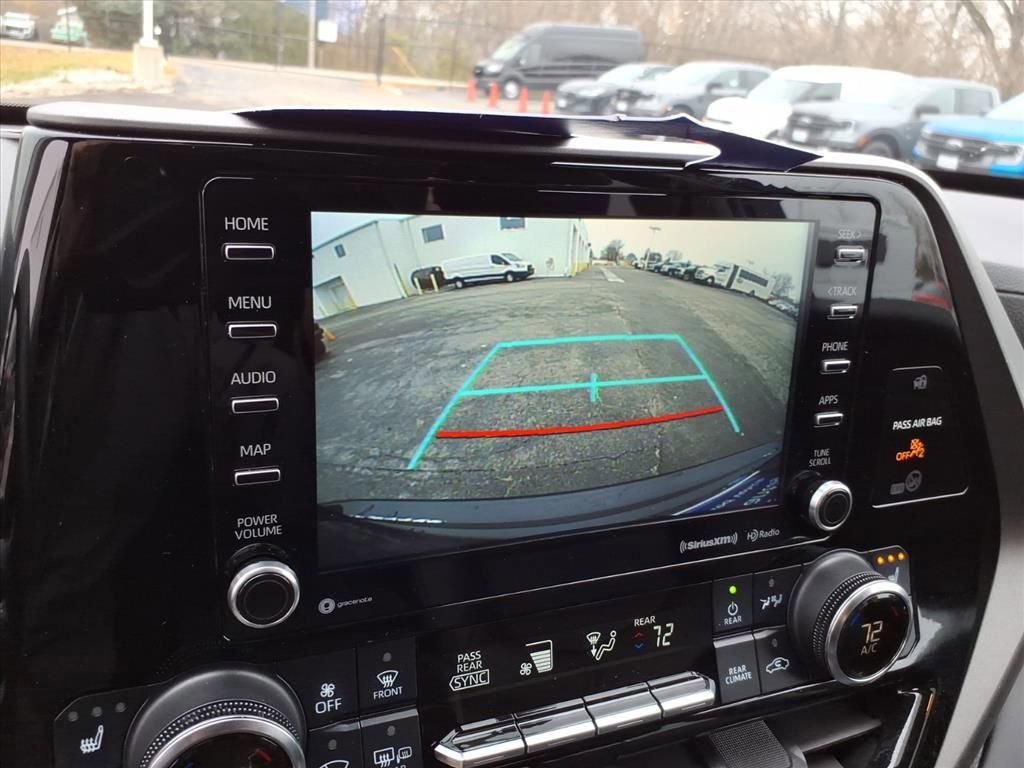 Used 2022 Toyota Highlander XLE image 20