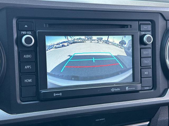 Used 2018 Toyota Tacoma SR5 w/ SR5 Appearance Package (SM) RWD image 17