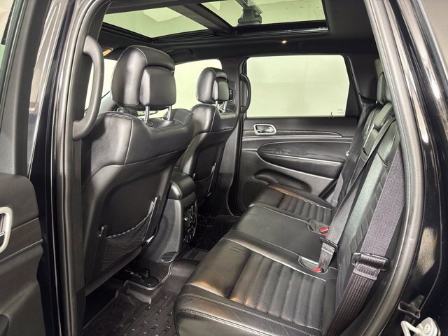 Used 2018 Jeep Grand Cherokee Limited AWD/4WD image 12