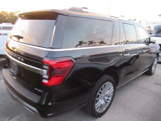 Certified 2024 Ford Expedition Max Platinum AWD/4WD image 4