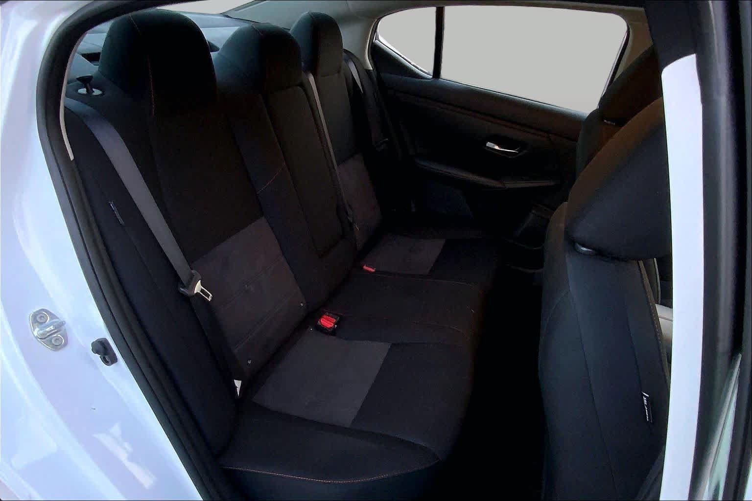 Used 2025 Nissan Sentra SR w/ Midnight Edition FWD image 18