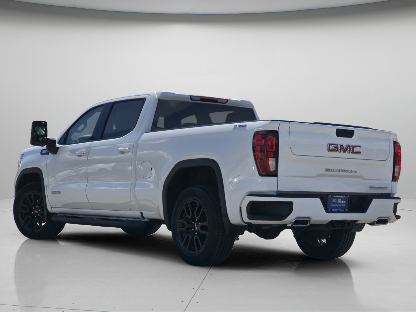 Used 2021 GMC Sierra 1500 Elevation w/ X31 Off-Road Package AWD/4WD image 19
