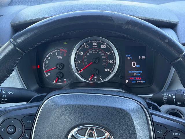 Used 2022 Toyota Corolla SE w/ SE Preferred Package image 18