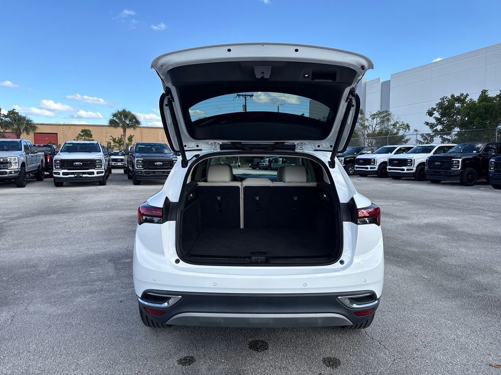 Used 2021 Buick Envision Essence image 26