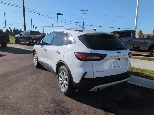 Certified 2024 Ford Escape Active AWD/4WD image 3