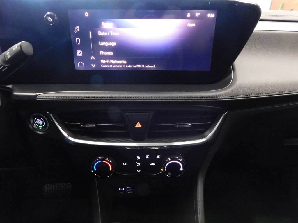 Used 2025 Buick Encore GX Preferred FWD image 25