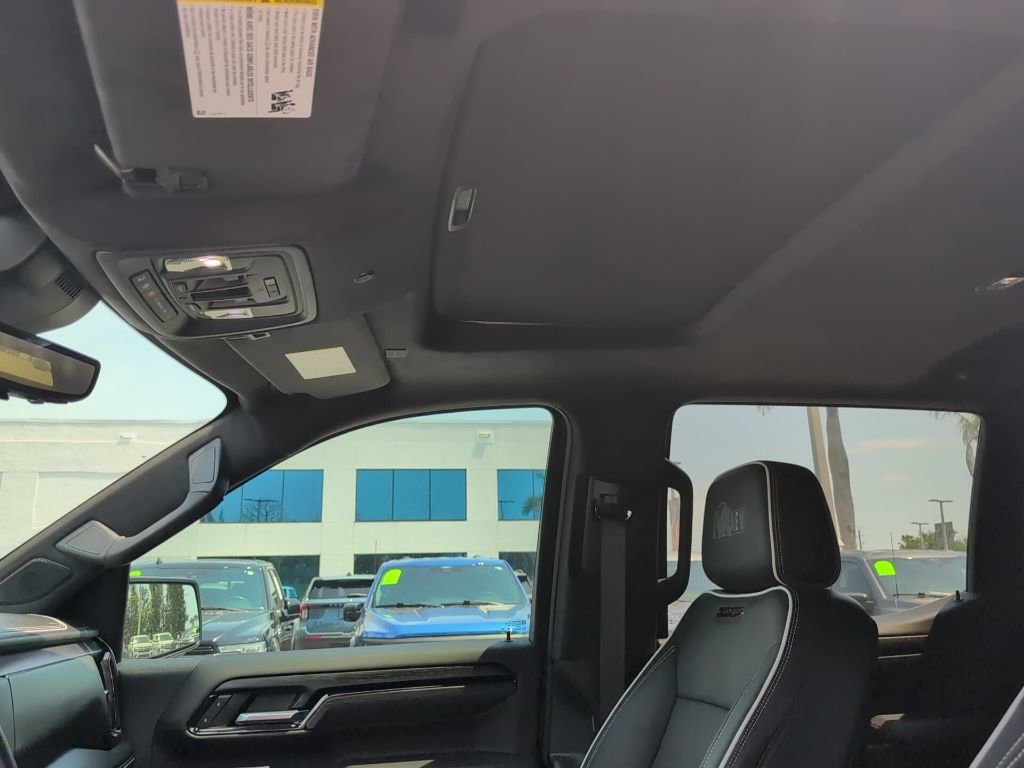 Used 2024 GMC Sierra 1500 AT4X w/ AT4X AEV Edition AWD/4WD image 11
