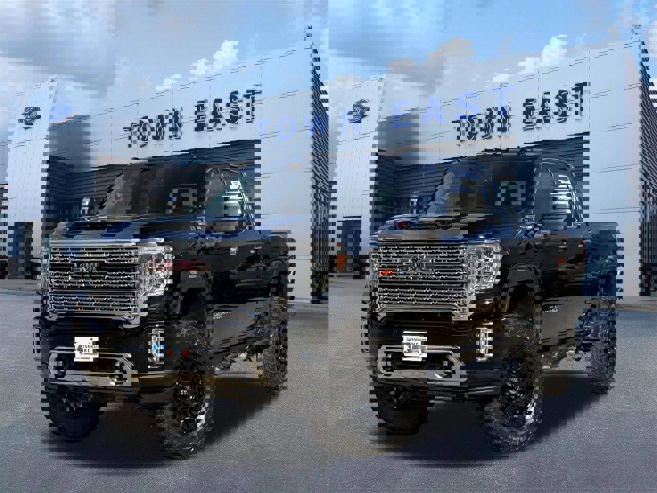 Used 2022 GMC Sierra 2500 Denali