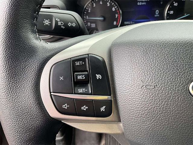 Certified 2022 Ford Explorer XLT w/ Class IV Trailer Tow Package image 12