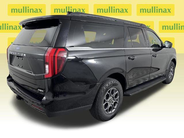 Certified 2025 Ford Expedition Max Active RWD image 3
