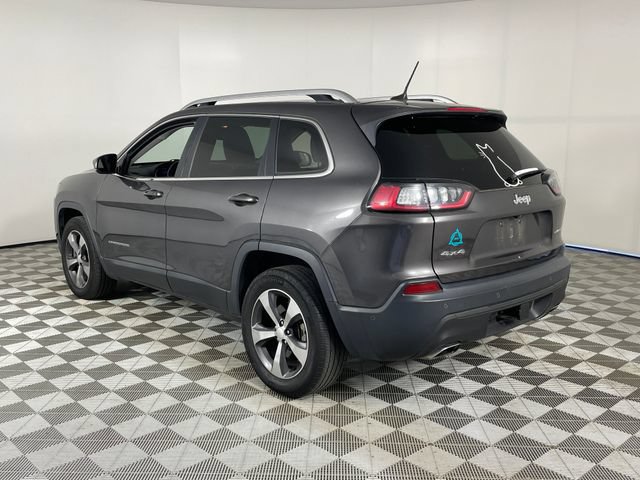 Used 2019 Jeep Cherokee Limited w/ Luxury Group AWD/4WD image 14