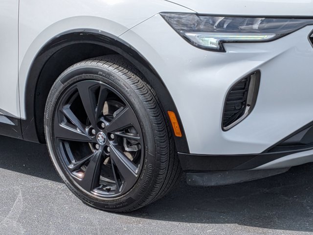 Used 2023 Buick Envision Essence w/ Technology Package I image 8