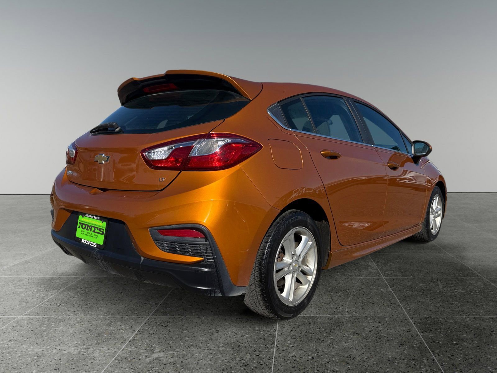 Used 2017 Chevrolet Cruze LT w/ Convenience Package image 7