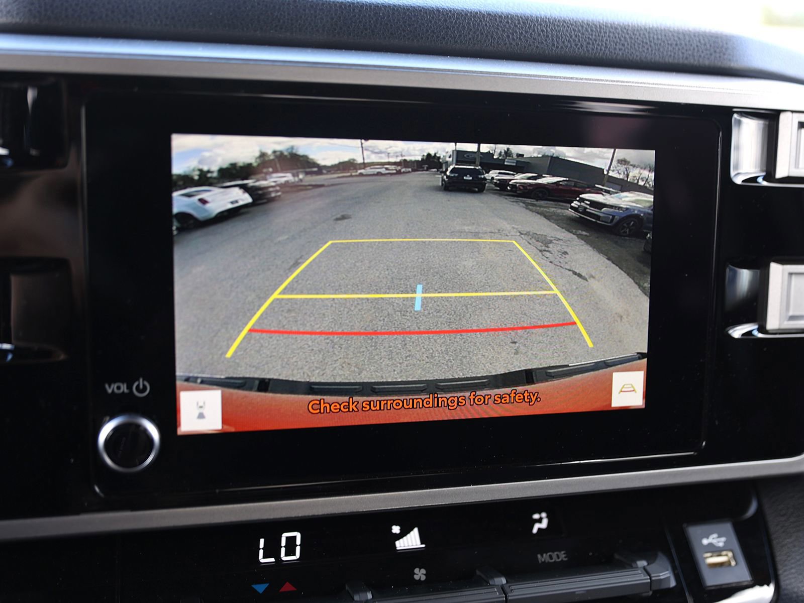 Used 2025 Toyota Tundra SR5 w/ TRD Off-Road Package AWD/4WD image 30