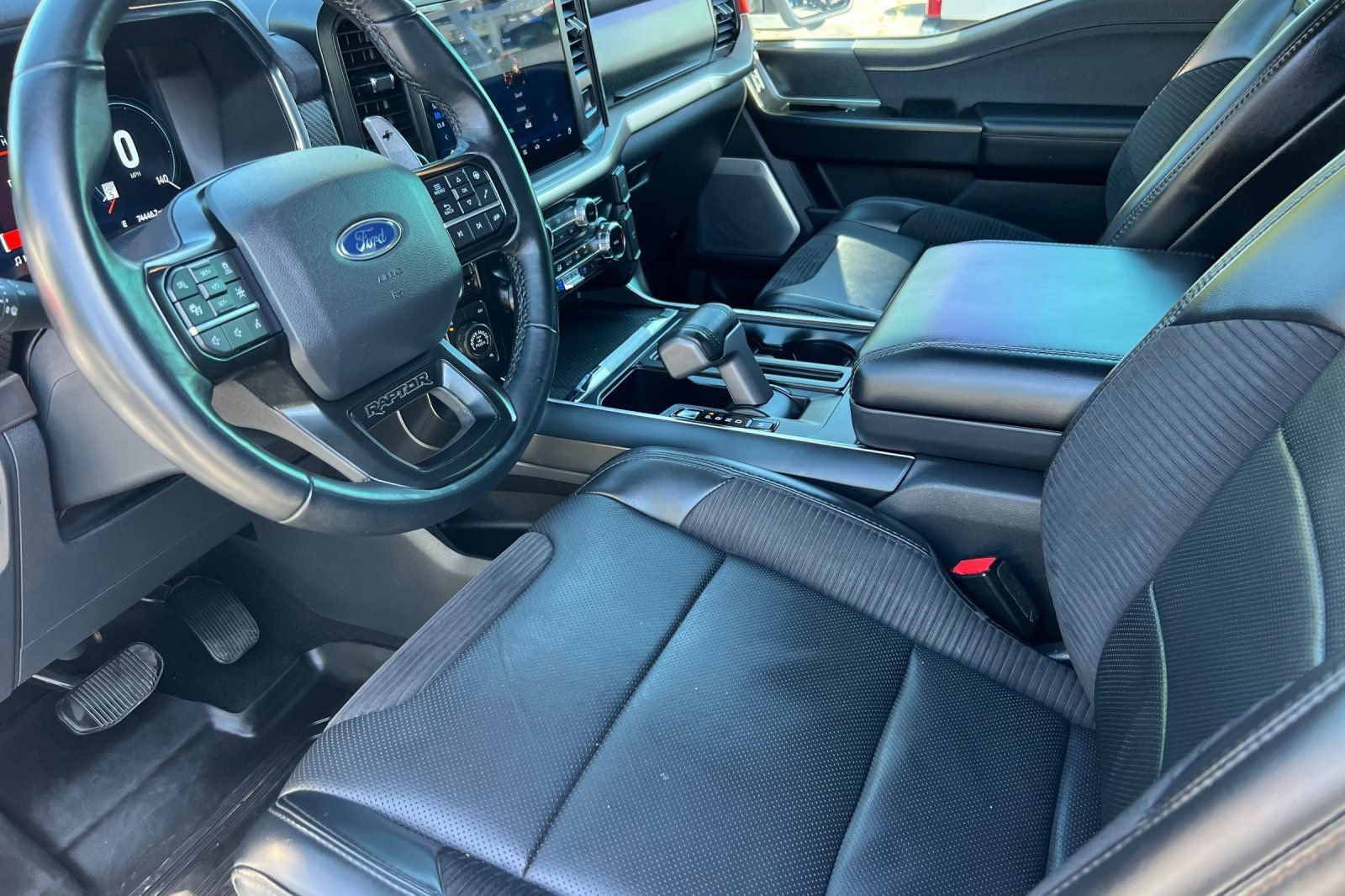 Certified 2023 Ford F150 Raptor w/ Raptor Carbon Fiber Package AWD/4WD image 12