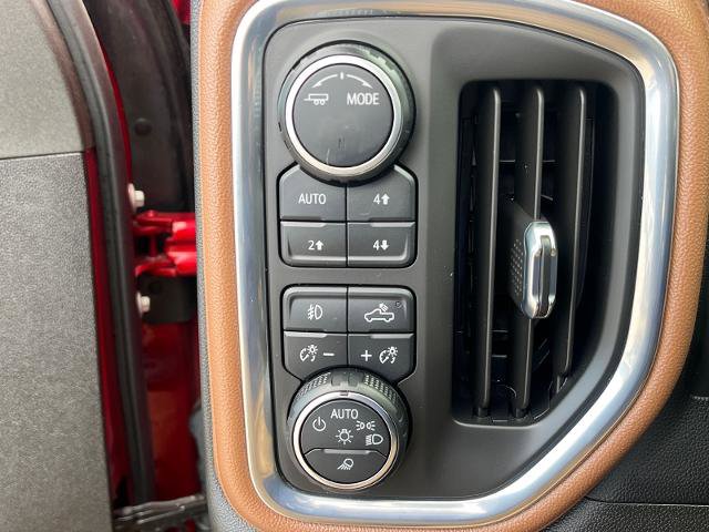 Used 2022 Chevrolet Silverado 3500 High Country AWD/4WD image 17