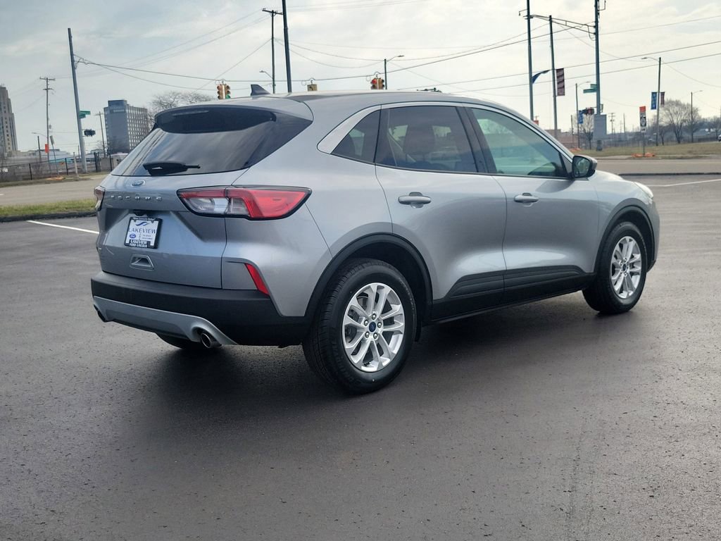 Certified 2021 Ford Escape SE w/ Convenience Package image 3