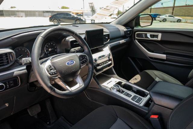 Certified 2023 Ford Explorer XLT RWD image 14
