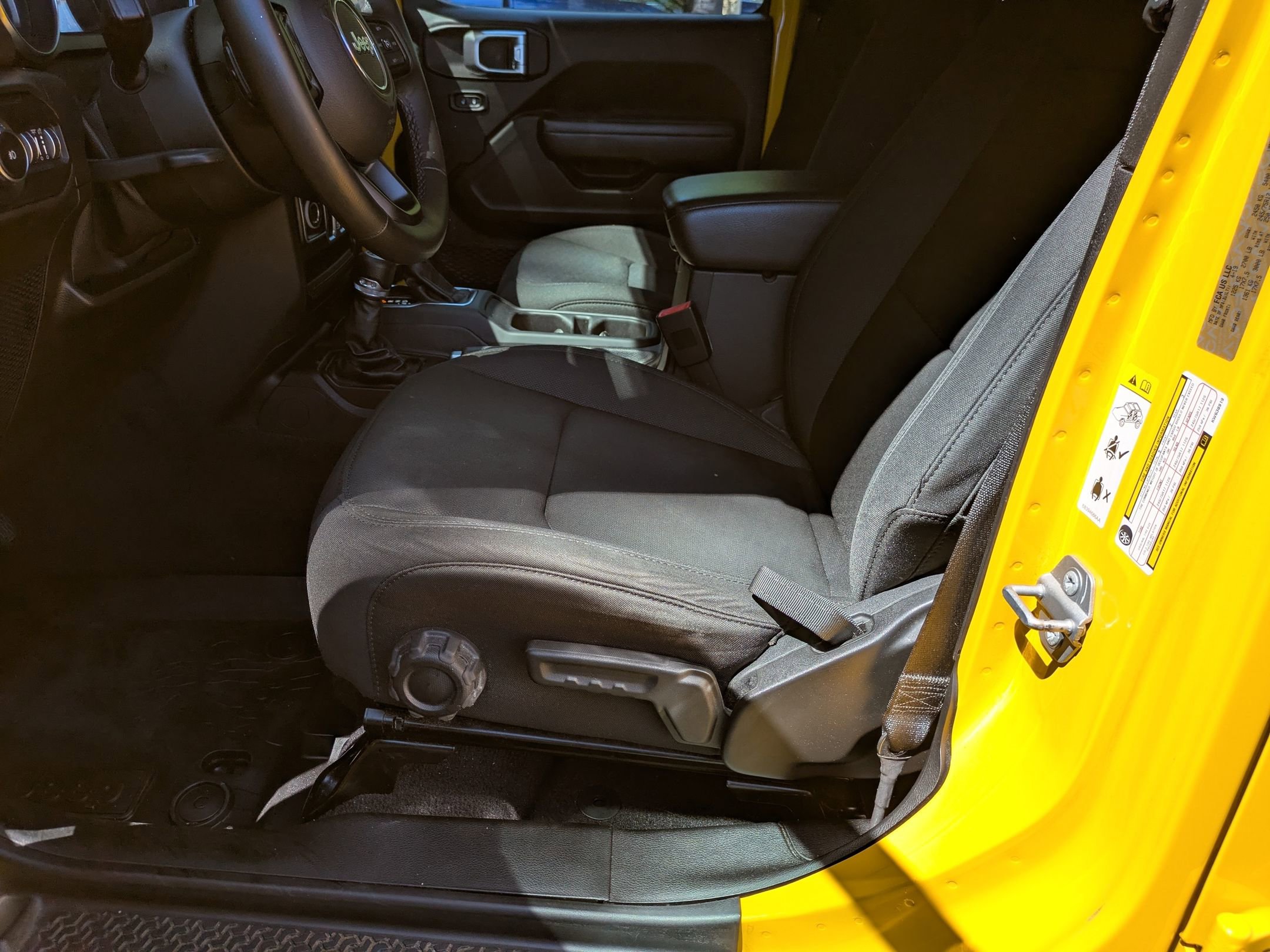 Used 2019 Jeep Wrangler Unlimited Sport S AWD/4WD image 11