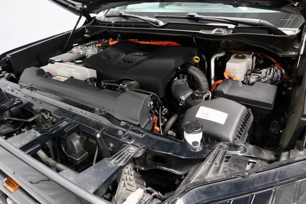 Used 2024 Toyota Tundra TRD Pro w/ TRD Pro Tow Package AWD/4WD image 18