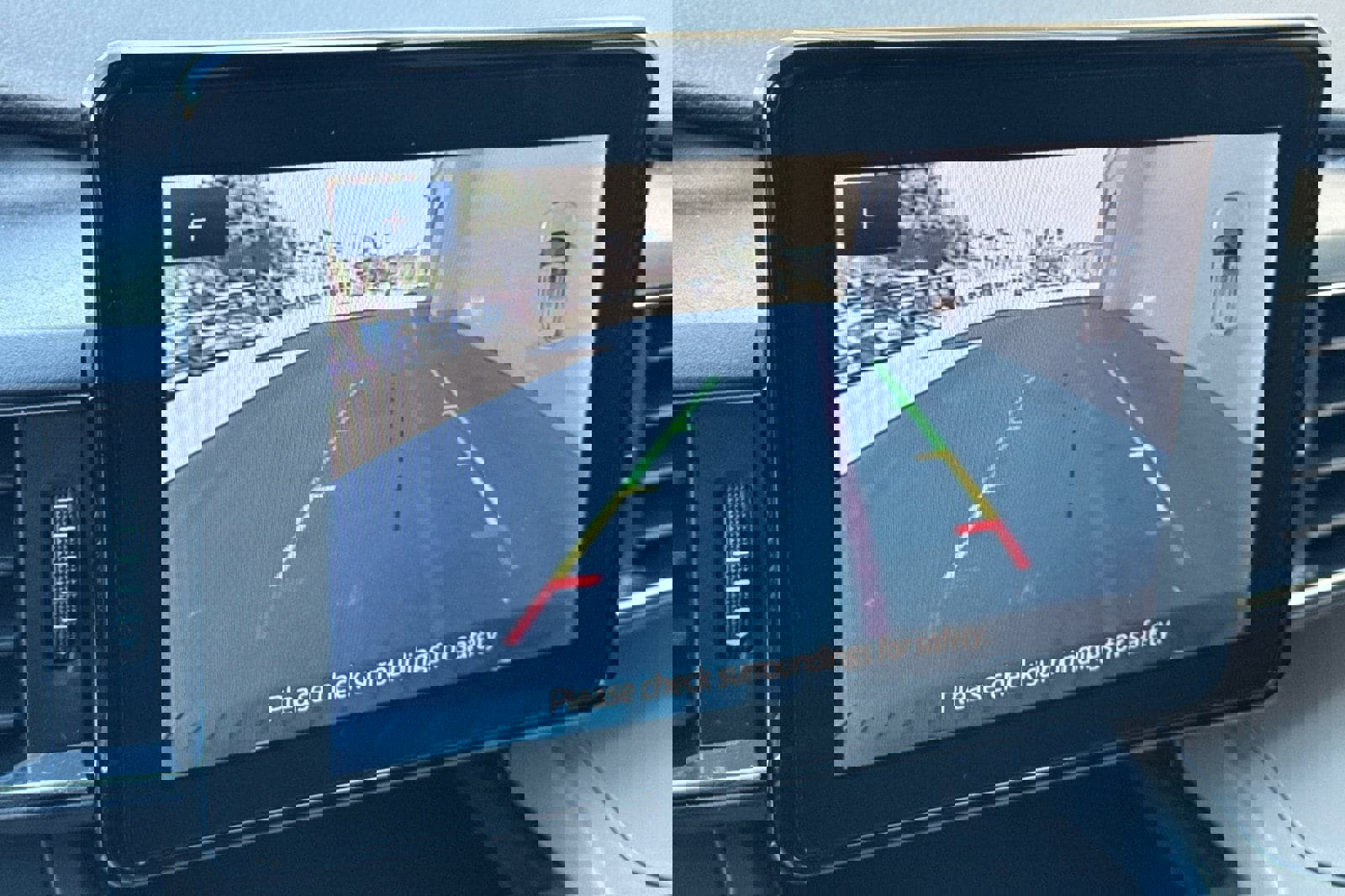 Certified 2022 Ford Explorer XLT w/ Equipment Group 202A image 20