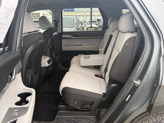 Used 2022 Hyundai Palisade SE image 15