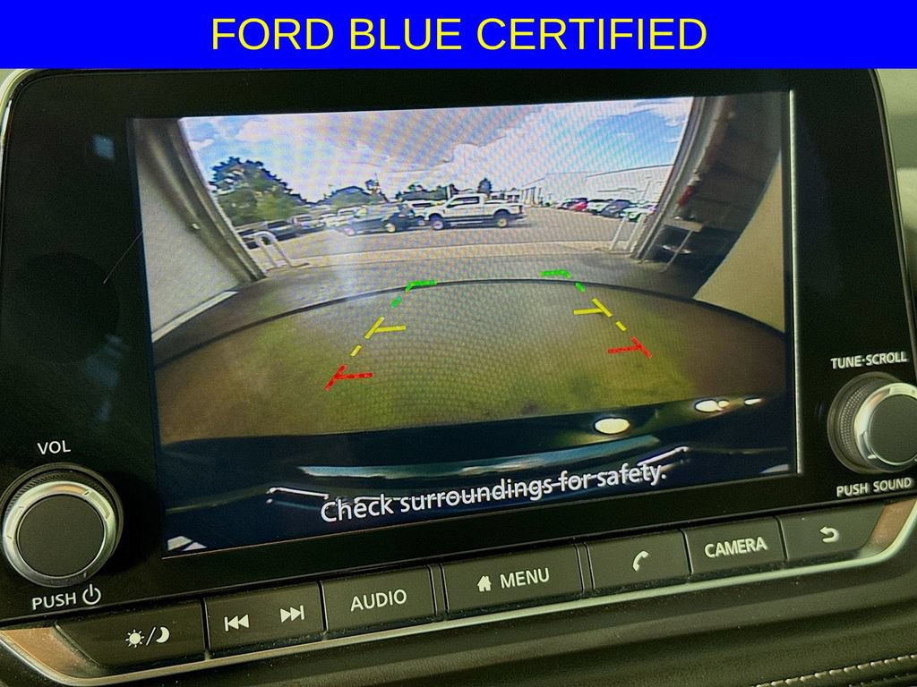 Used 2024 Nissan Rogue S FWD image 16