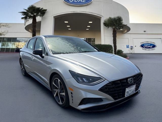 Used 2022 Hyundai Sonata SEL Plus w/ Preferred Accessory Package FWD image 4
