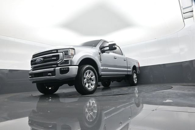 Certified 2022 Ford F350 Platinum w/ FX4 Off-Road Package image 19