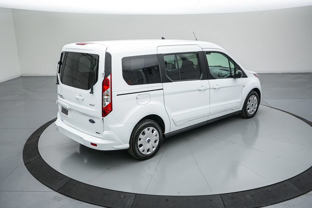 Certified 2022 Ford Transit Connect XLT image 5