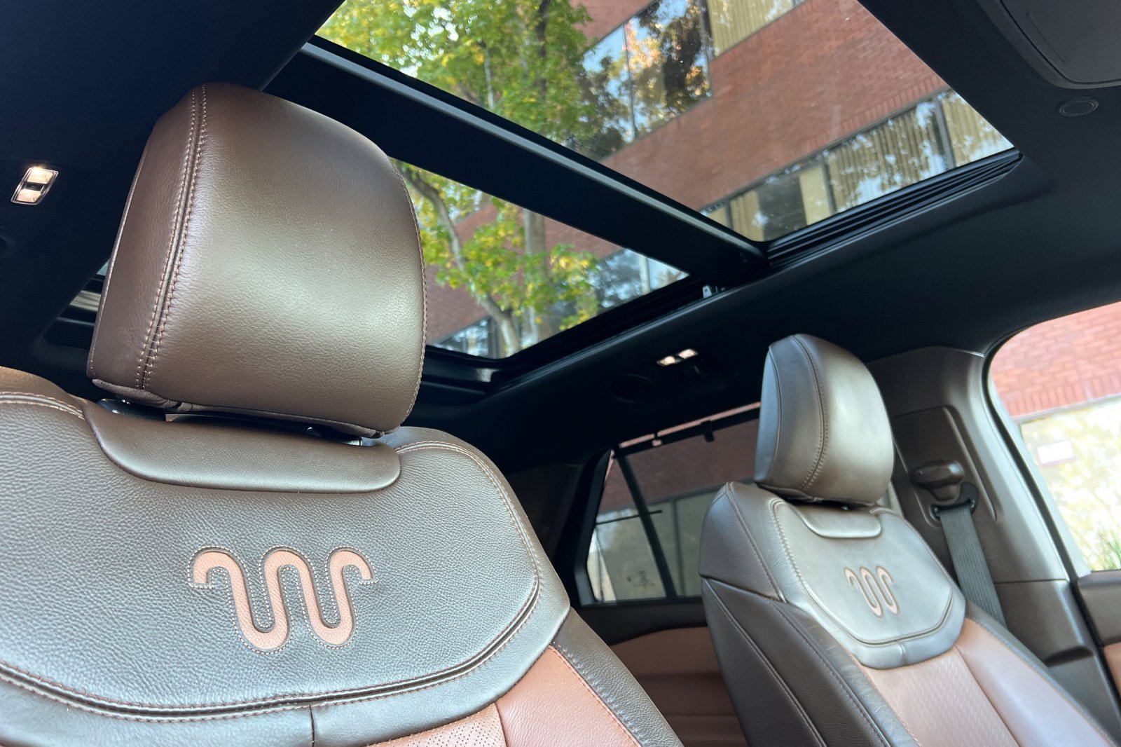 Certified 2022 Ford Explorer King Ranch w/ Technology Package image 21