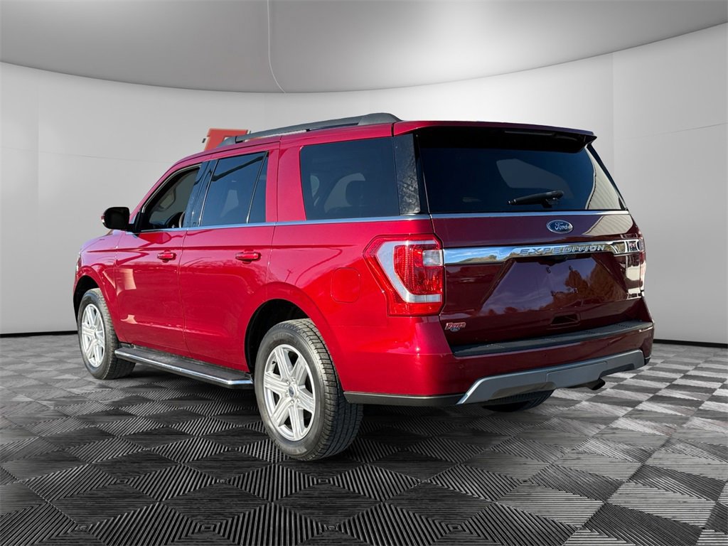 Certified 2019 Ford Expedition XLT w/ Equipment Group 202A image 3