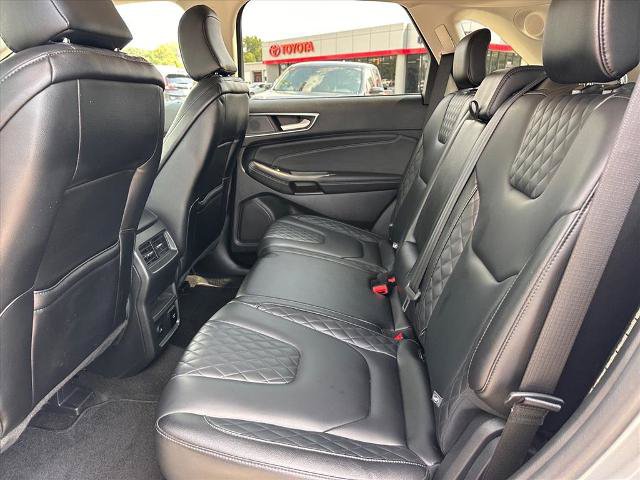 Certified 2024 Ford Edge Titanium AWD/4WD image 12