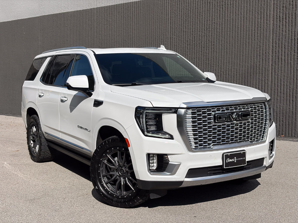 Used 2021 GMC Yukon Denali w/ Denali Premium Package AWD/4WD image 9