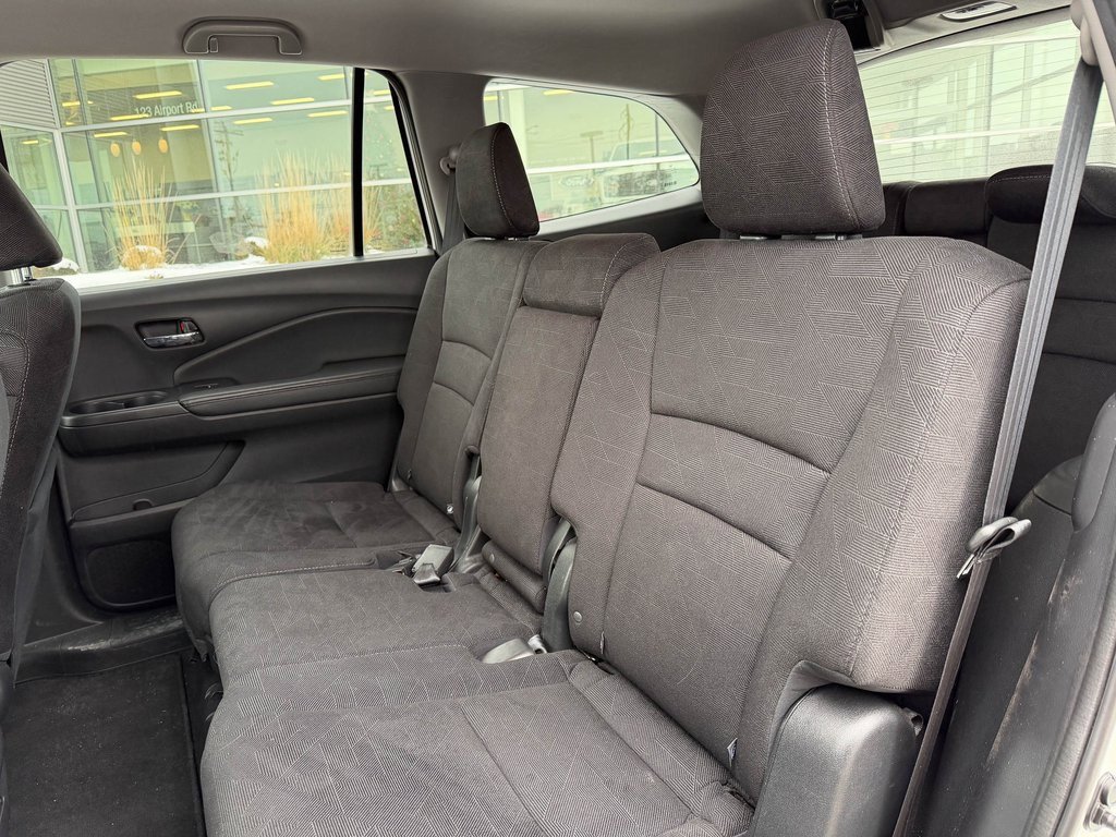 Used 2019 Honda Pilot EX image 12