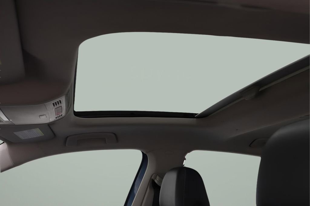 Used 2020 Volkswagen Jetta SE image 18