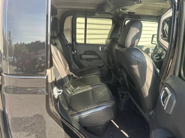Used 2023 Jeep Gladiator Overland AWD/4WD image 29