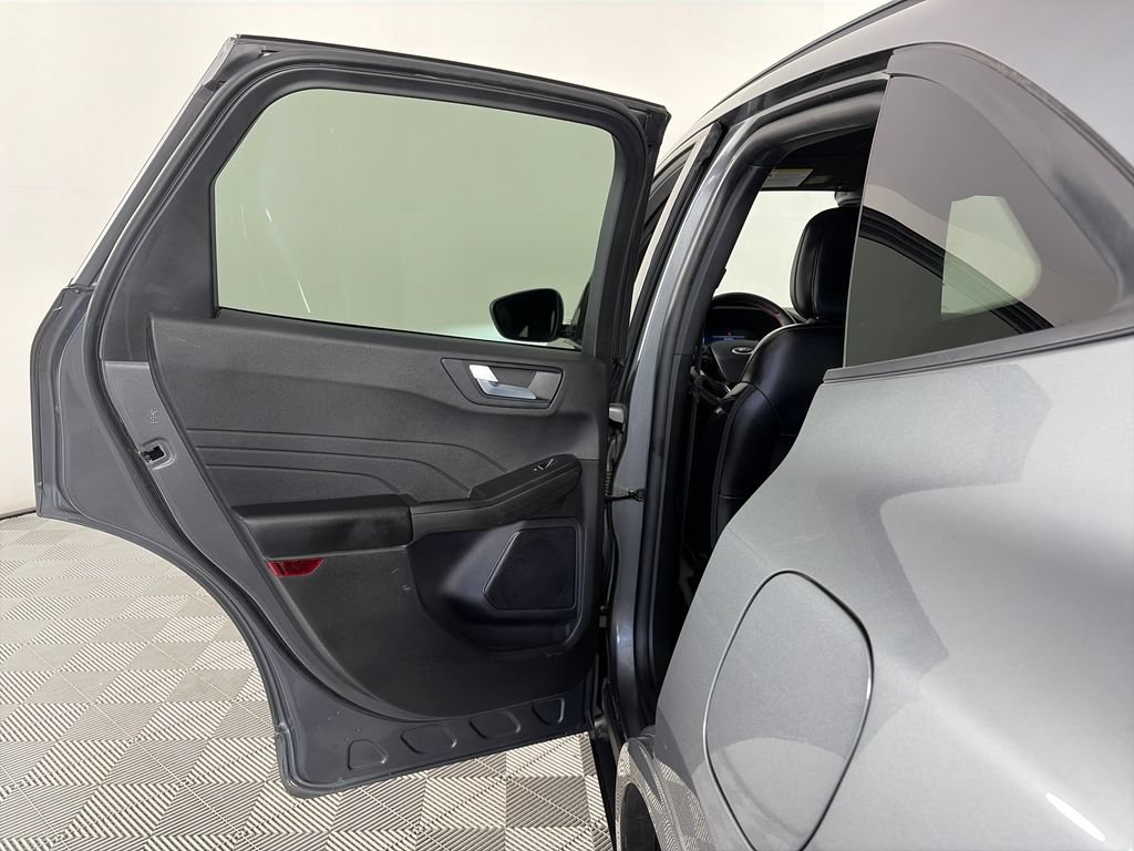 Certified 2024 Ford Escape ST-Line AWD/4WD image 12