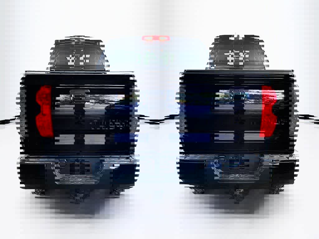 Used 2020 Toyota Tundra image 4