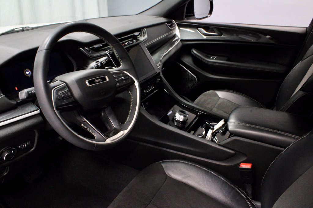 Used 2023 Jeep Grand Cherokee Altitude AWD/4WD image 22