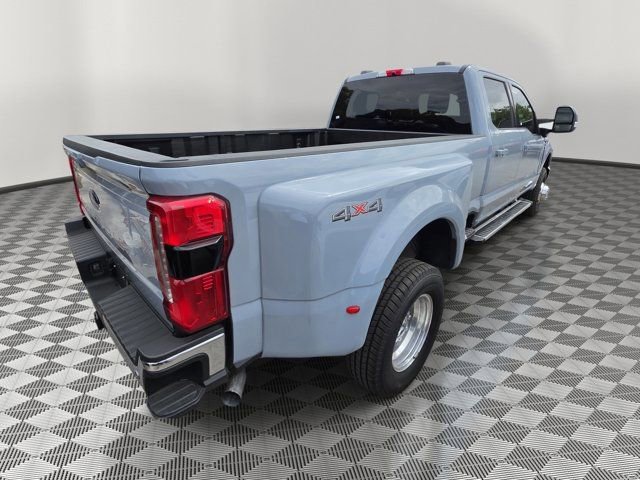 Certified 2025 Ford F350 Lariat image 3