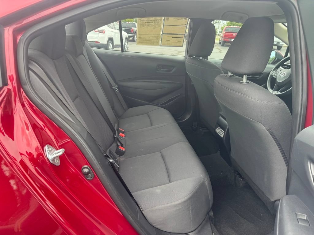Used 2025 Toyota Corolla LE FWD image 18